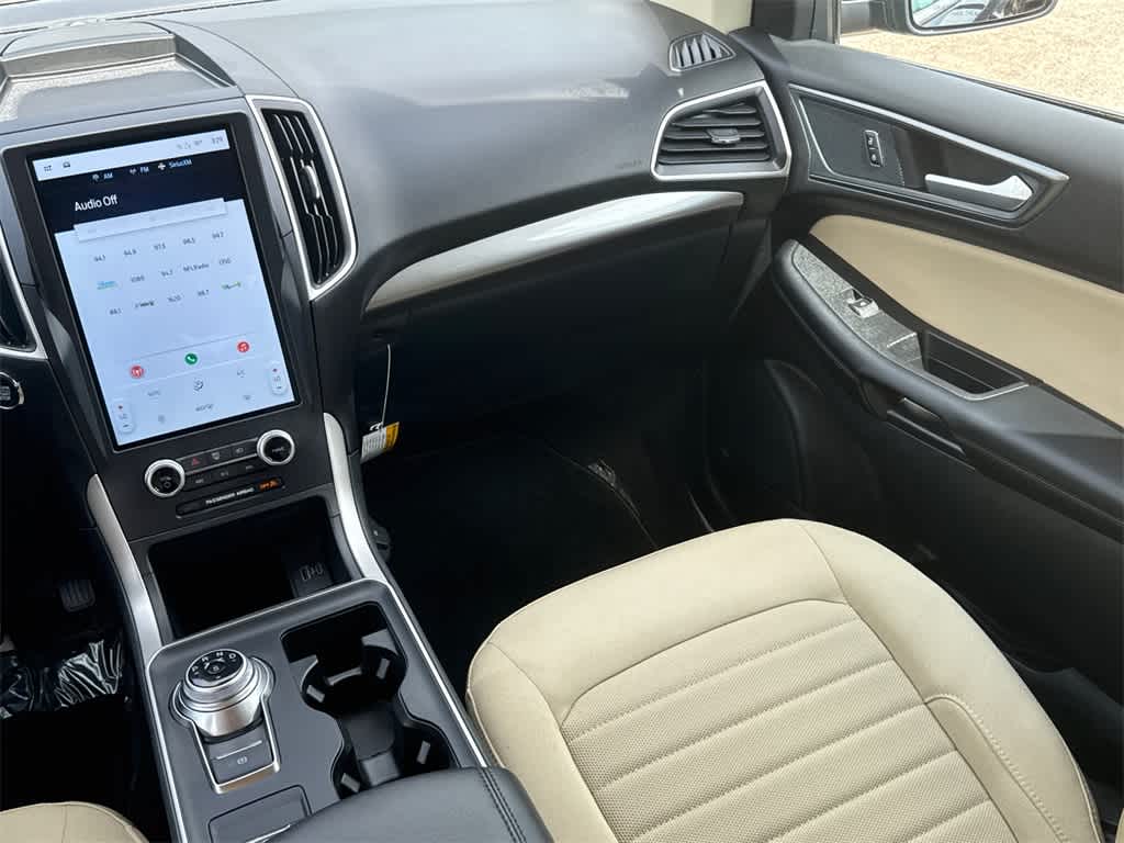 Thumbnail: 2024 Ford Edge - 19