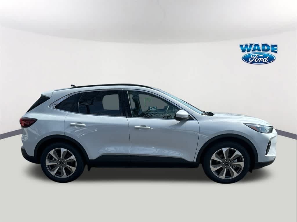 Thumbnail: 2025 Ford Escape - 4