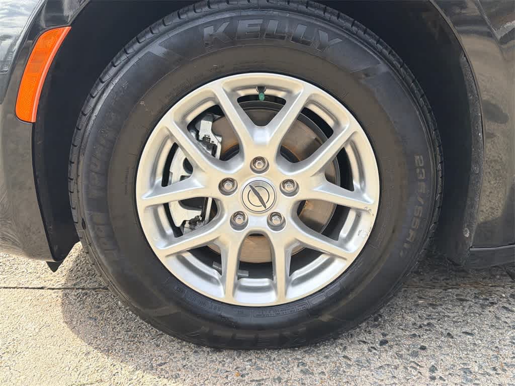 Thumbnail: 2023 Chrysler Voyager - 9