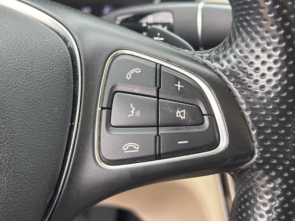 Thumbnail: 2017 Mercedes-Benz C-Class - 23