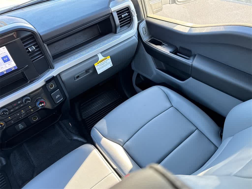 Thumbnail: 2025 Ford F-250 - 19