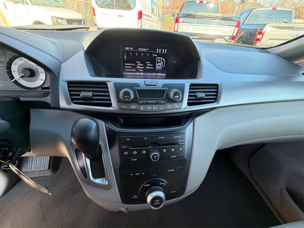 Thumbnail: 2012 Honda Odyssey - 26