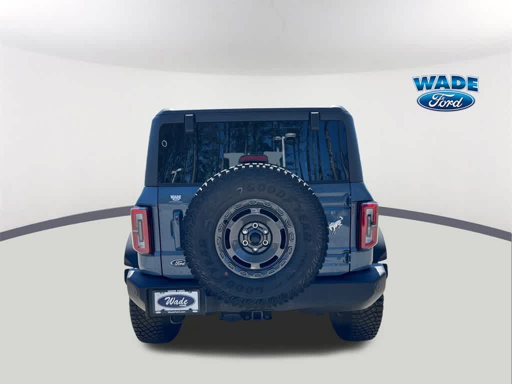 2024 Ford Bronco Outer Banks 6