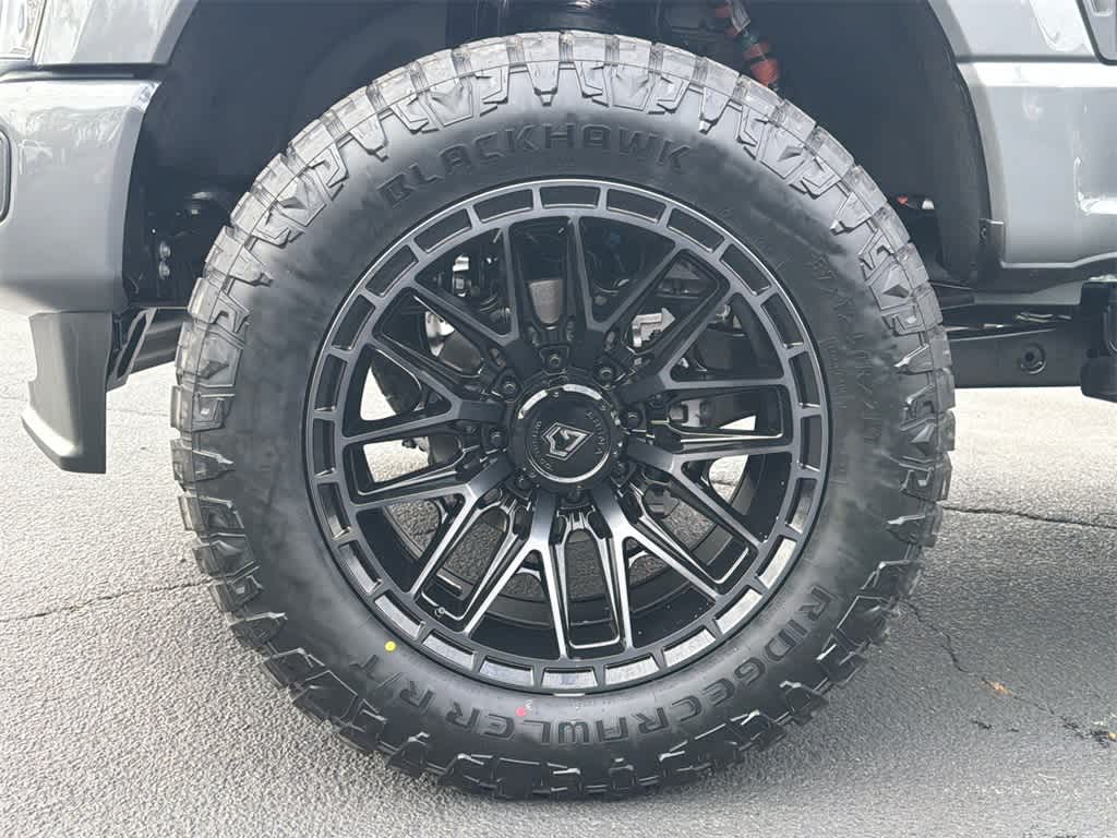 Thumbnail: 2025 Ford F-250 - 9