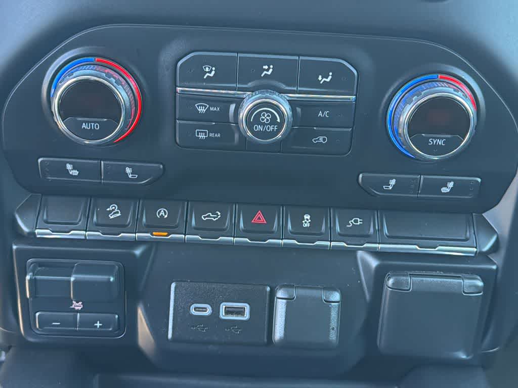 Thumbnail: 2020 Chevrolet Silverado 1500 - 28