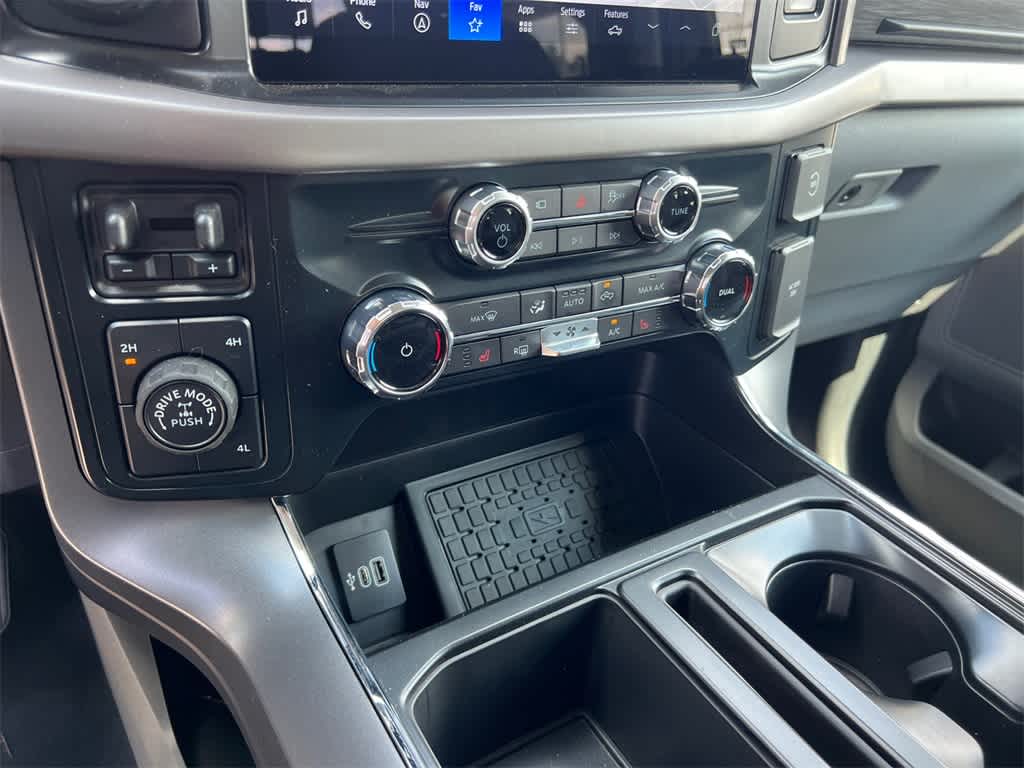 Thumbnail: 2025 Ford F-150 - 31