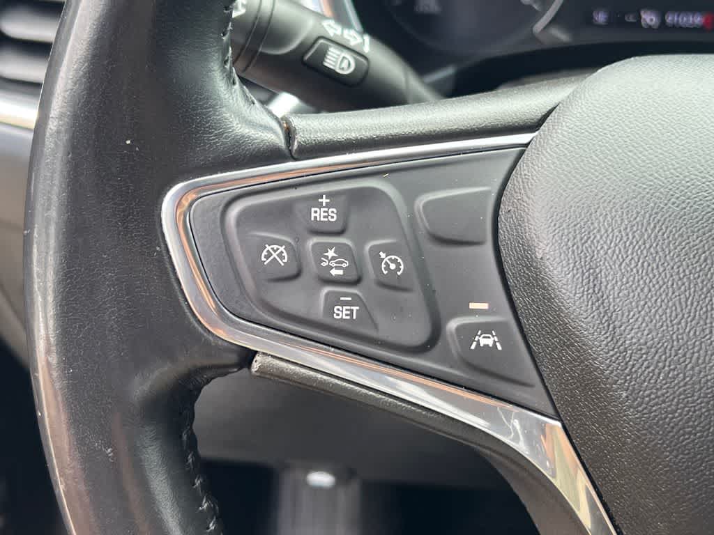 Thumbnail: 2020 Chevrolet Equinox - 25