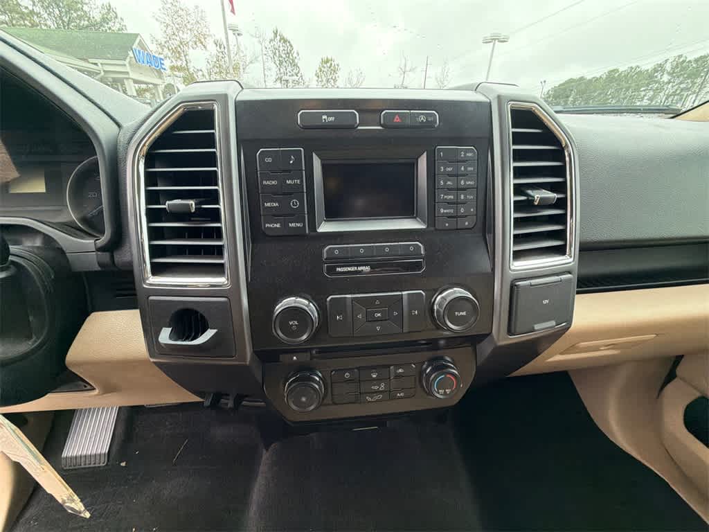 Thumbnail: 2015 Ford F-150 - 28