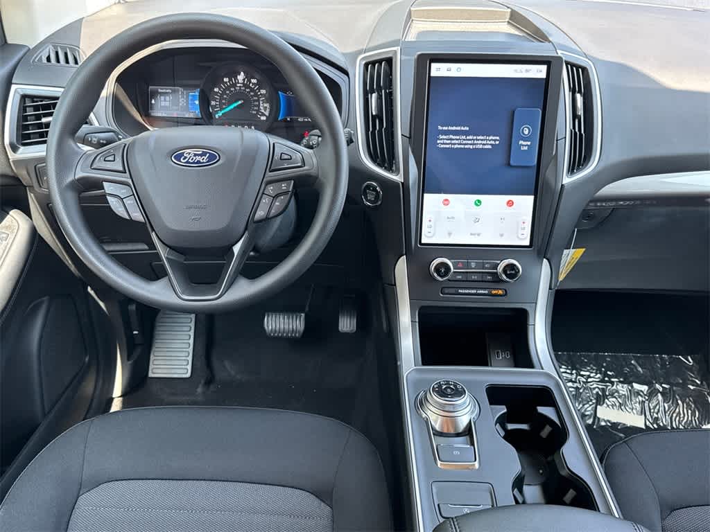 Thumbnail: 2024 Ford Edge - 18