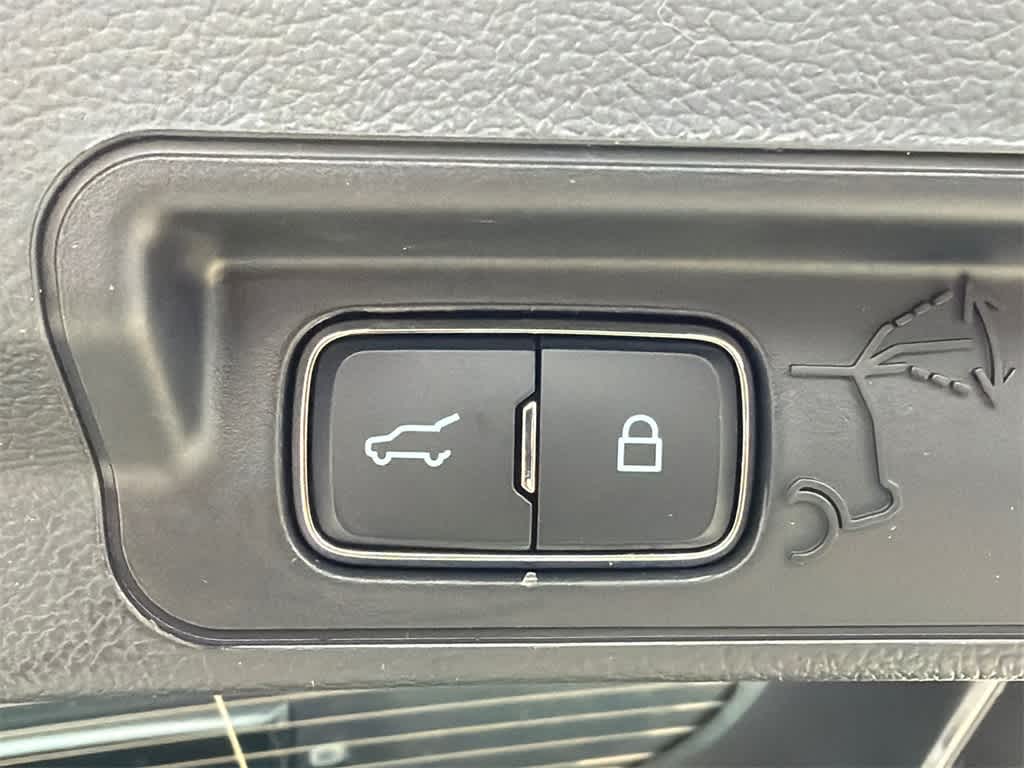 Thumbnail: 2026 Ford Explorer - 17