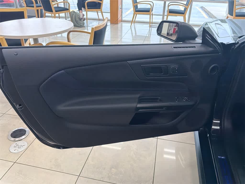 Thumbnail: 2025 Ford Mustang - 9