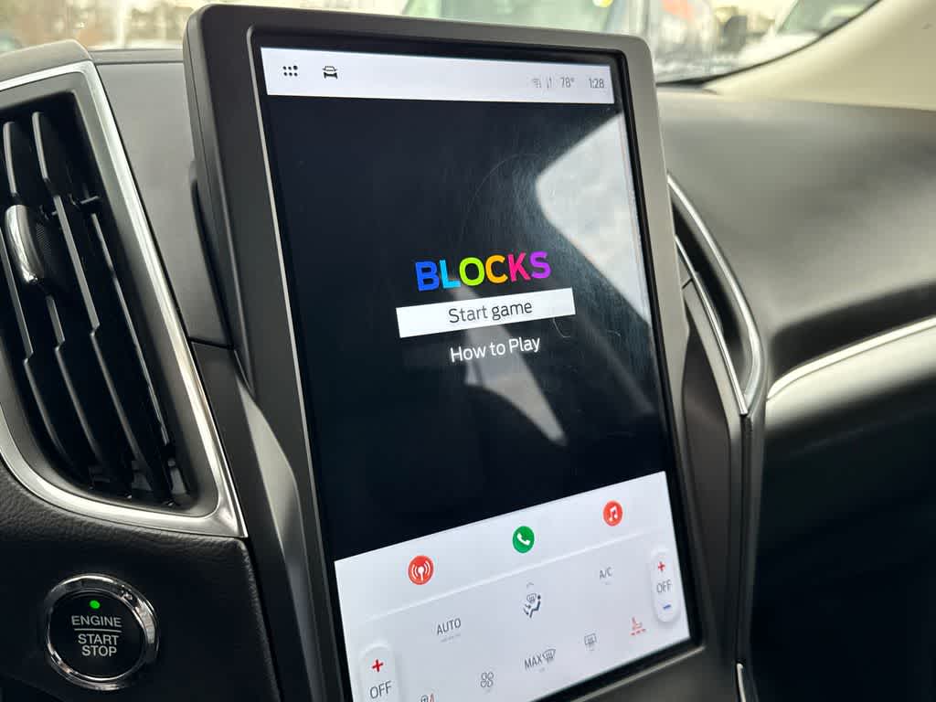 Thumbnail: 2024 Ford Edge - 21