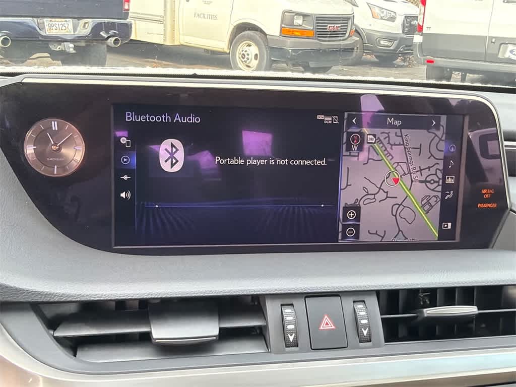 Thumbnail: 2020 Lexus ES - 26