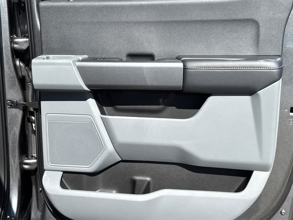 Thumbnail: 2025 Ford F-250 - 15