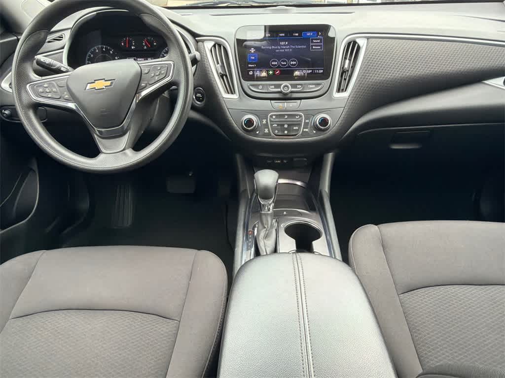 Thumbnail: 2023 Chevrolet Malibu - 18