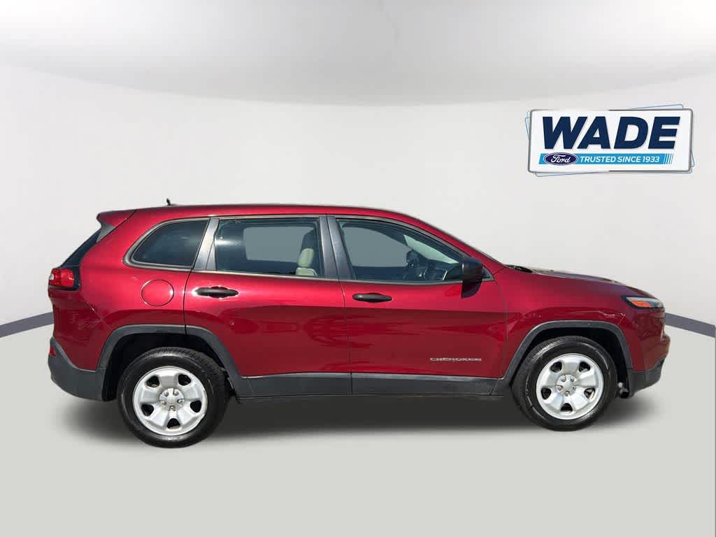 Thumbnail: 2015 Jeep Cherokee - 4