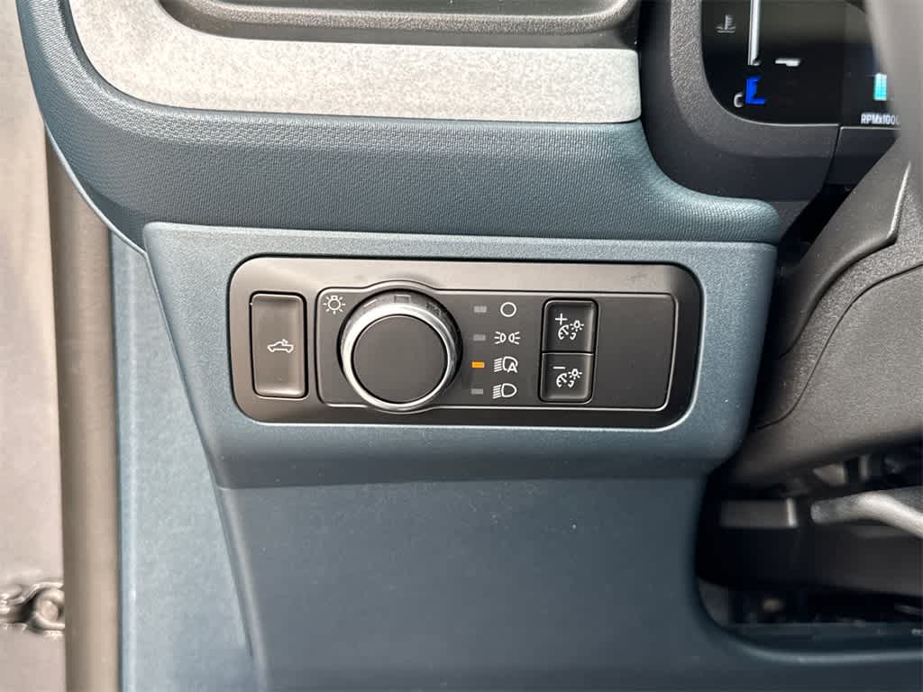 Thumbnail: 2025 Ford Maverick - 30