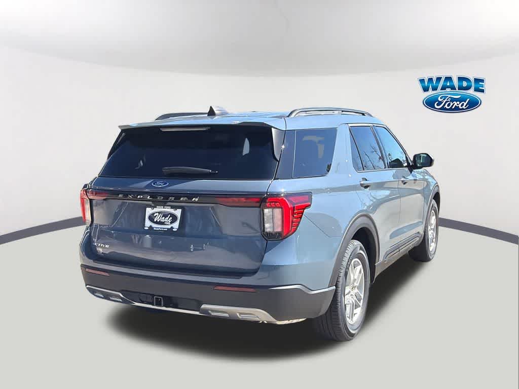 Thumbnail: 2026 Ford Explorer - 5