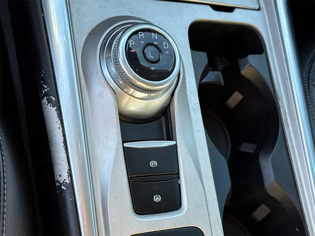 Thumbnail: 2023 Ford Explorer - 32