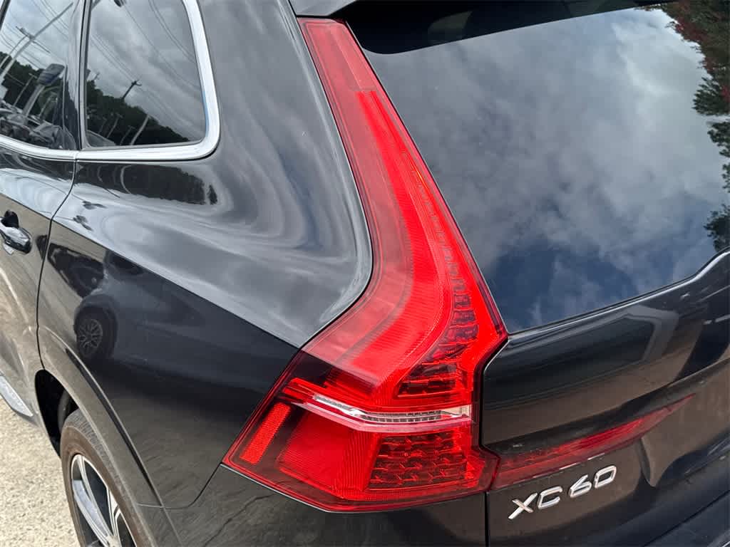 Thumbnail: 2018 Volvo XC60 - 12