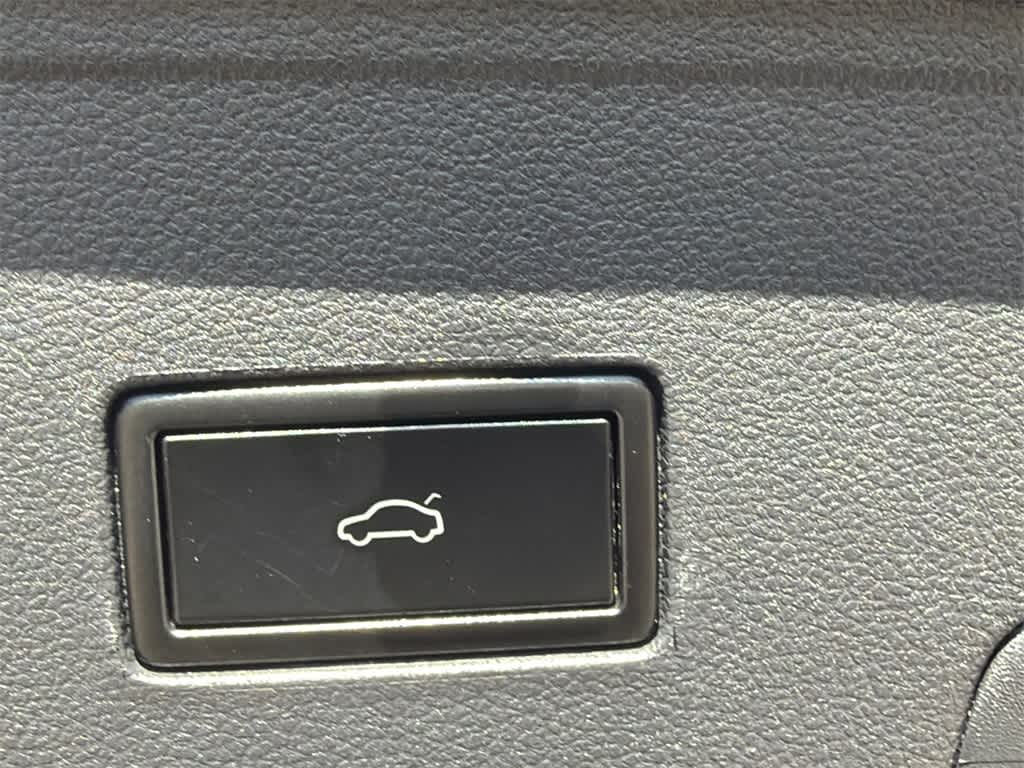 Thumbnail: 2020 Volkswagen Atlas - 17