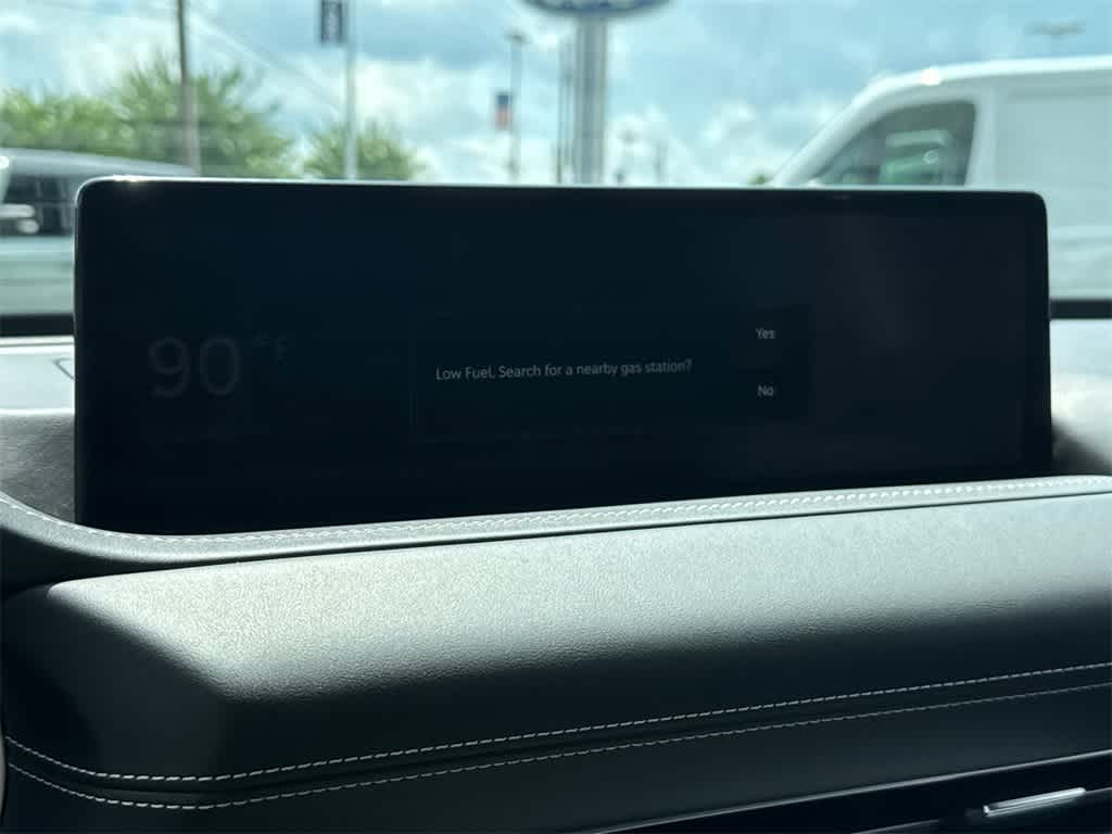 Thumbnail: 2021 Genesis GV80 - 27