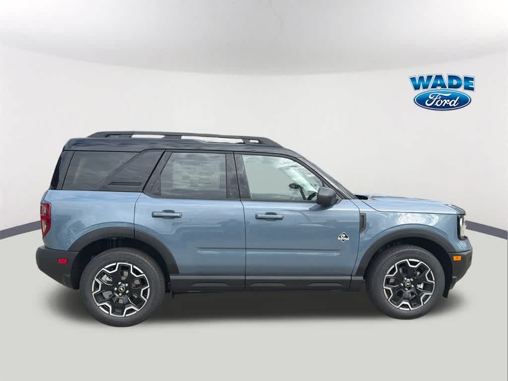 Thumbnail: 2025 Ford Bronco Sport - 4