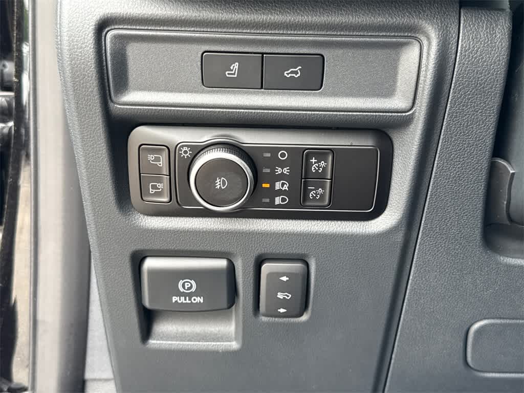 Thumbnail: 2023 Ford Expedition - 31