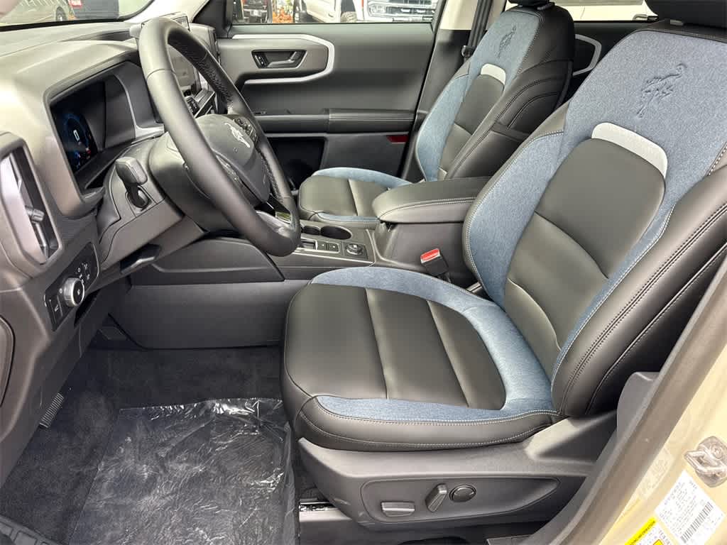 Thumbnail: 2025 Ford Bronco Sport - 10