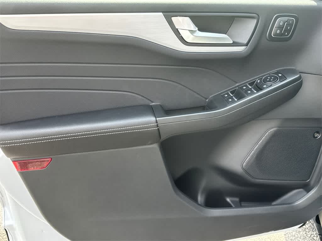 Thumbnail: 2025 Ford Escape - 11