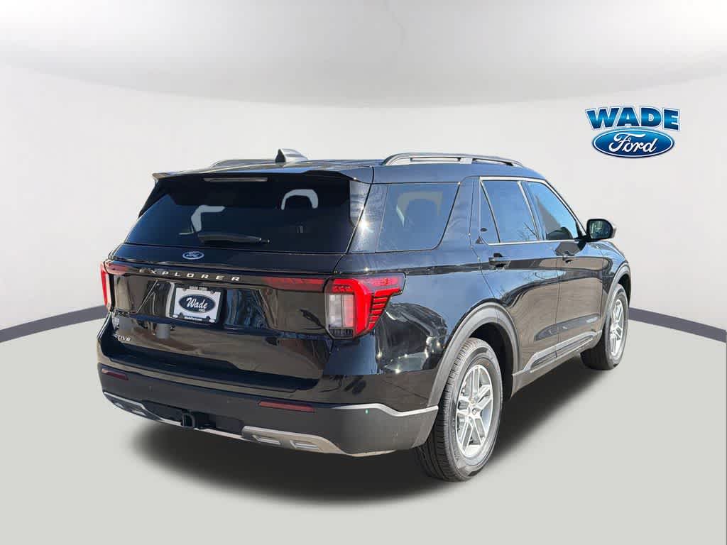 Thumbnail: 2026 Ford Explorer - 5