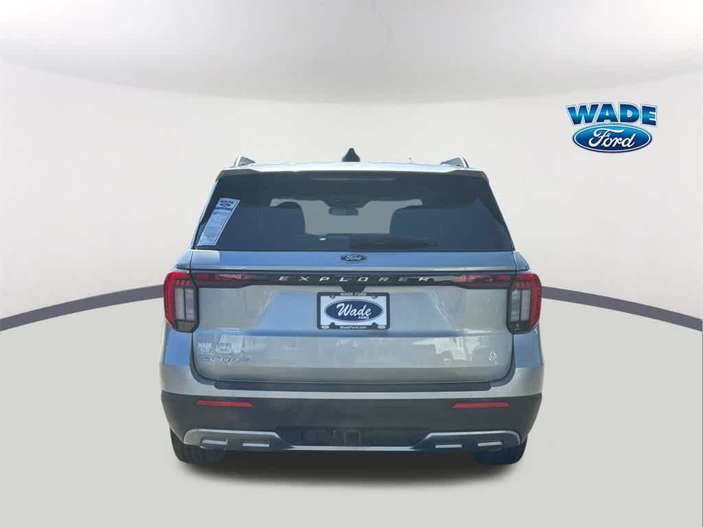 Thumbnail: 2025 Ford Explorer - 6