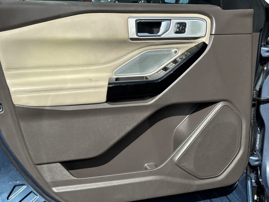 Thumbnail: 2021 Ford Explorer - 11