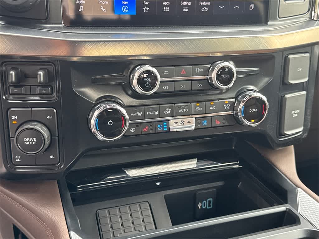 Thumbnail: 2025 Ford F-250 - 31