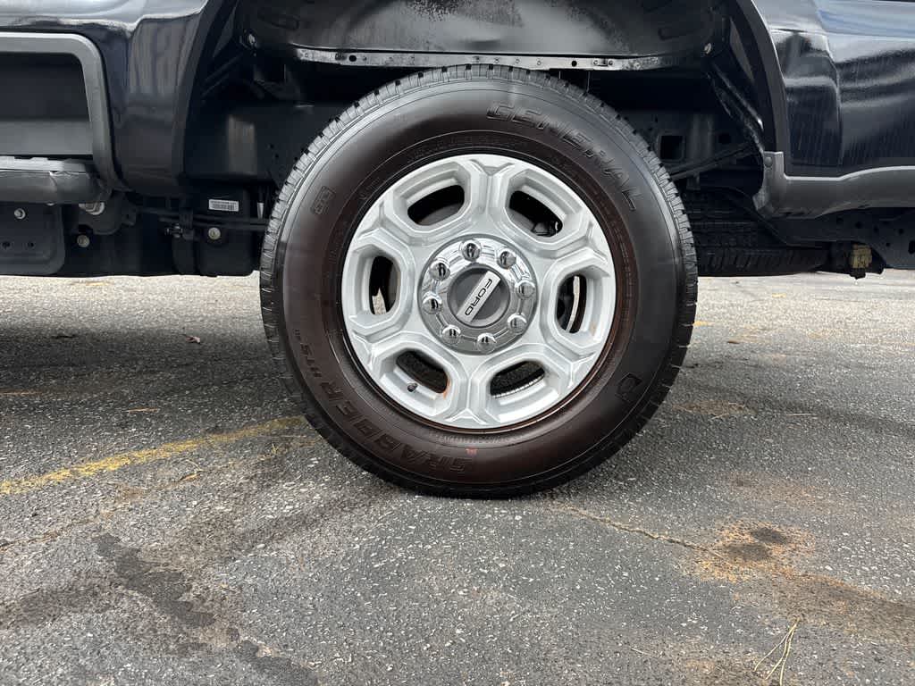 Thumbnail: 2025 Ford Econoline - 32