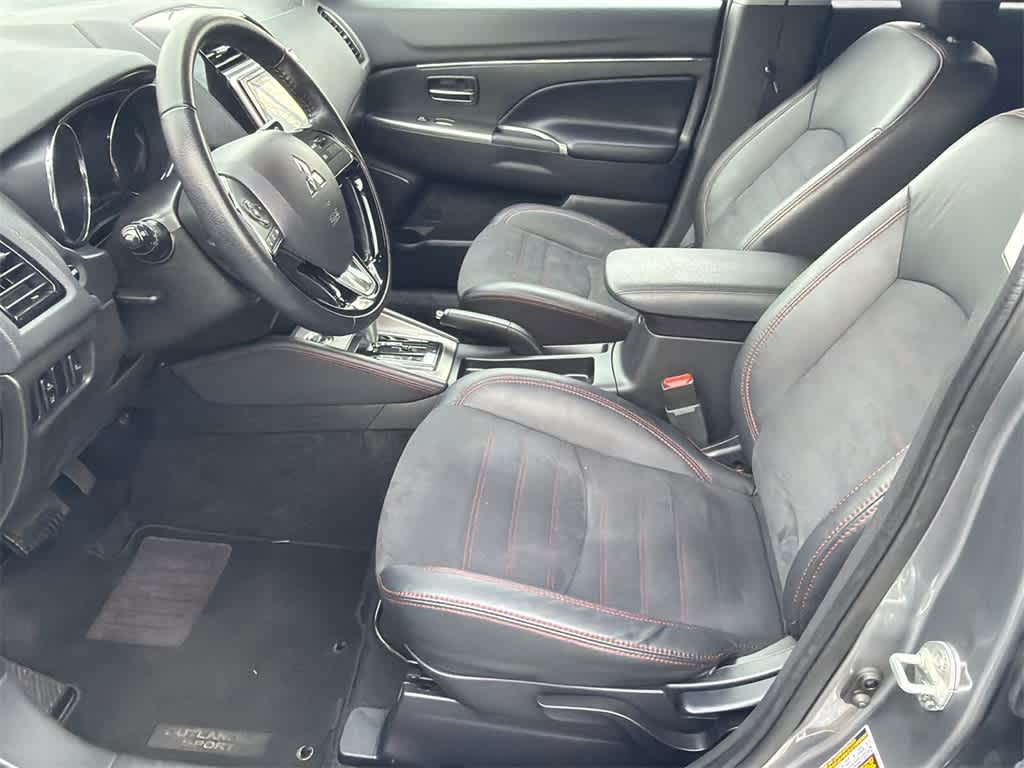 Thumbnail: 2024 Mitsubishi Outlander Sport - 10