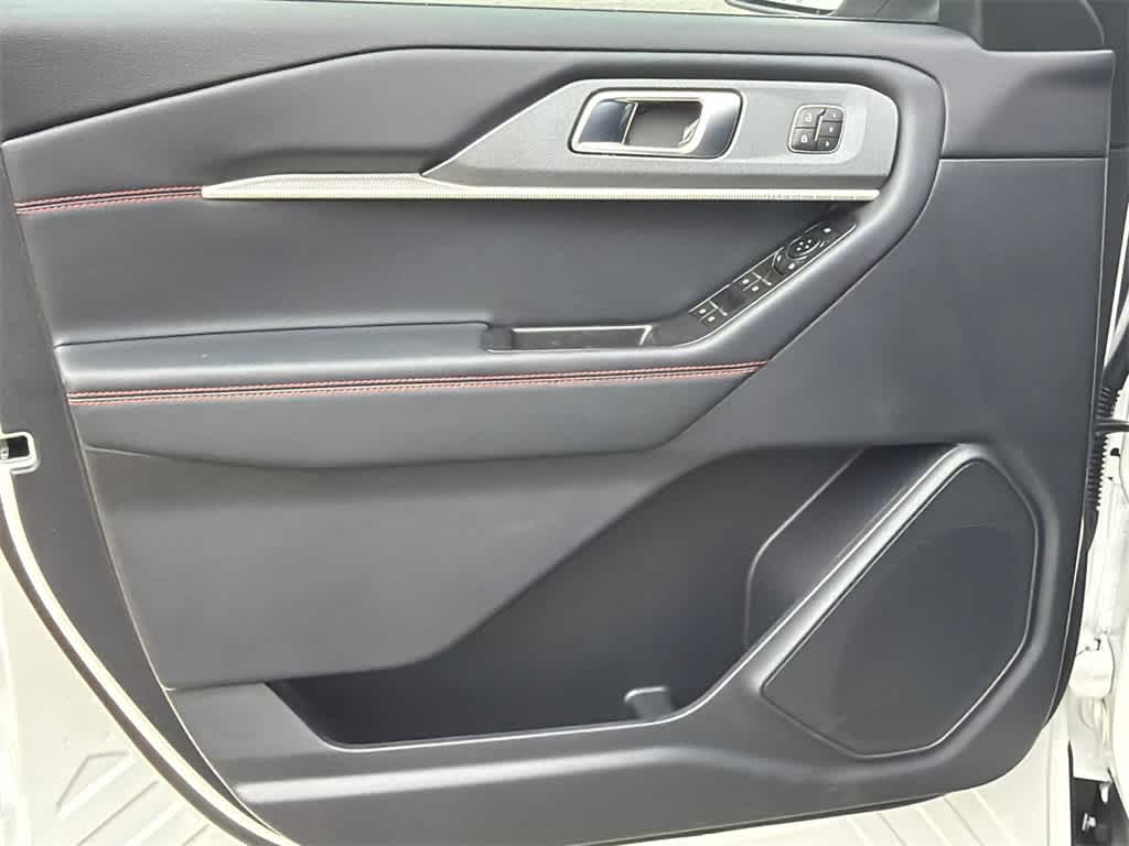 Thumbnail: 2026 Ford Explorer - 11