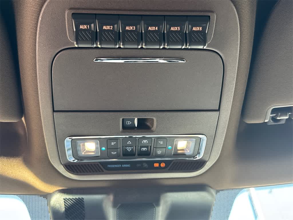 Thumbnail: 2025 Ford F-350 - 32