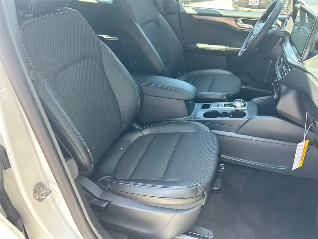 Thumbnail: 2025 Ford Escape - 12