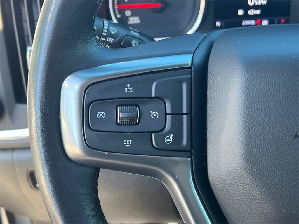 Thumbnail: 2021 Chevrolet Silverado 1500 - 24