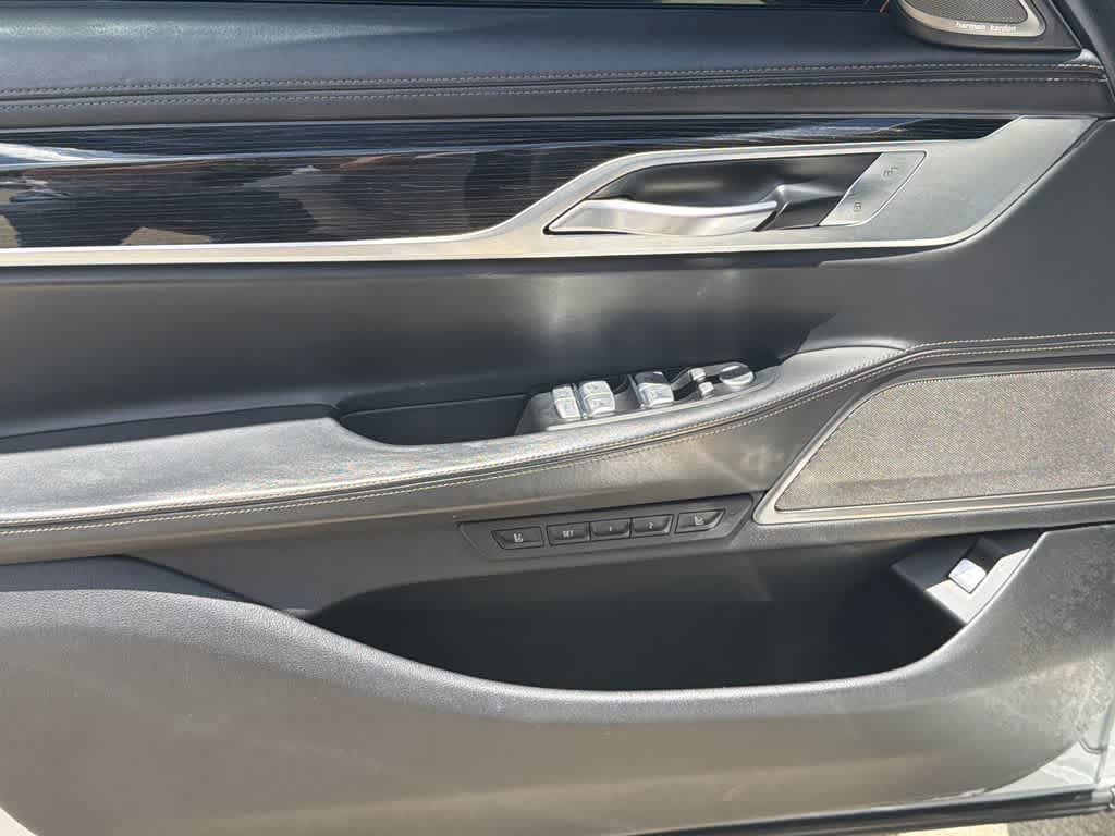 Thumbnail: 2019 BMW 7 Series - 11