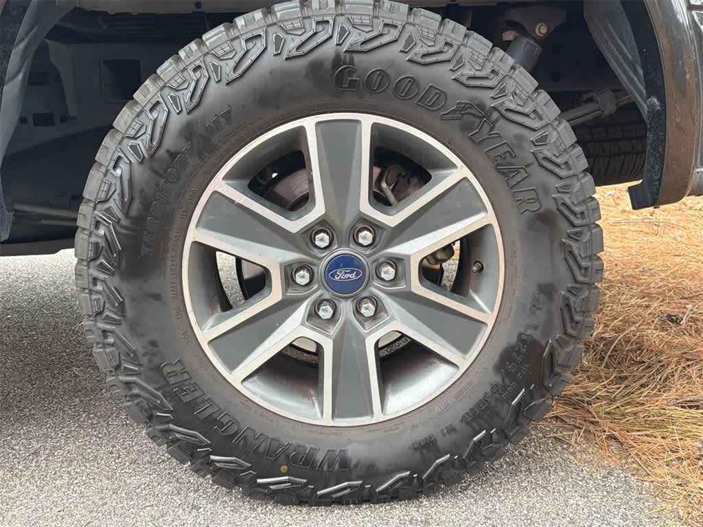 Thumbnail: 2015 Ford F-150 - 8