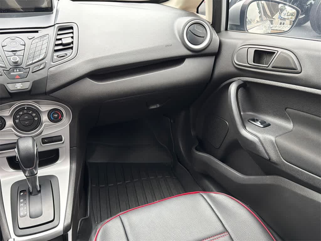 Thumbnail: 2017 Ford Fiesta - 19