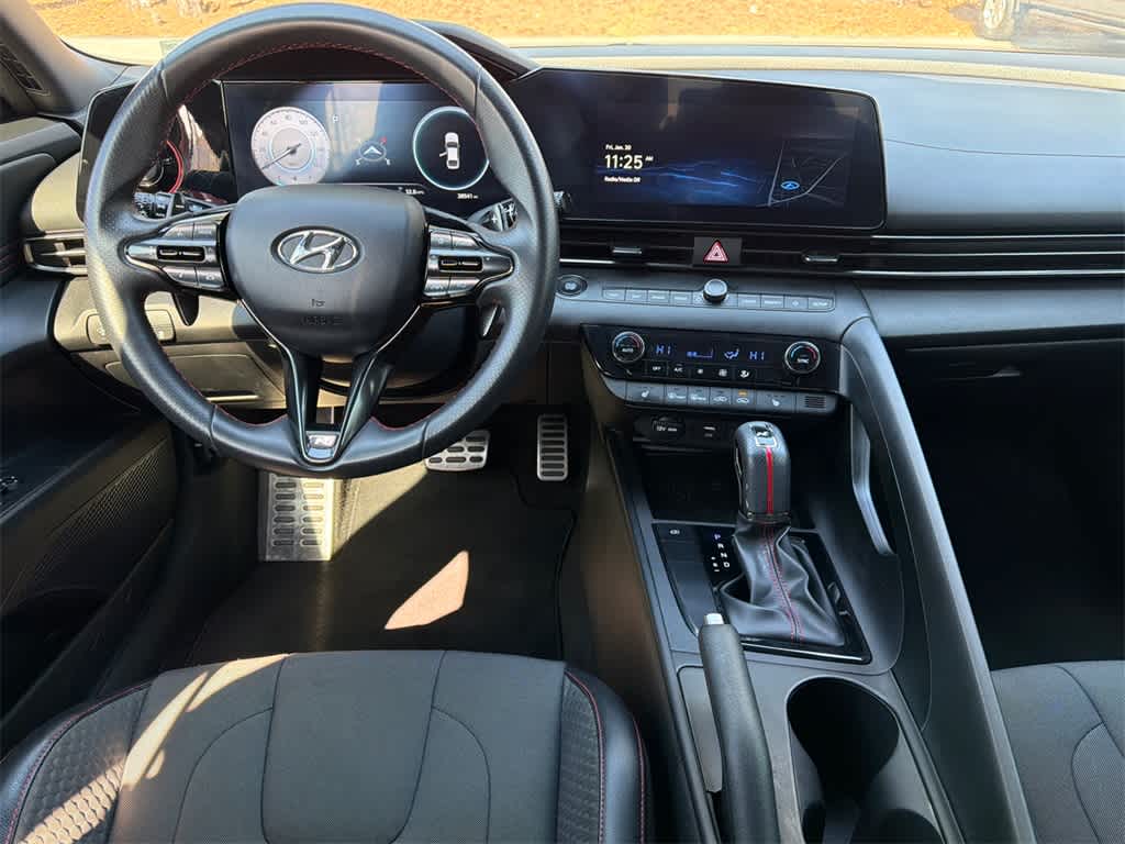 Thumbnail: 2023 Hyundai Elantra - 19