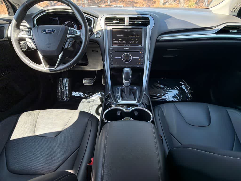 Thumbnail: 2016 Ford Fusion - 18