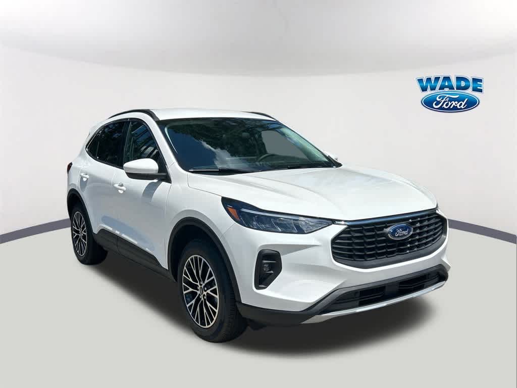 Thumbnail: 2025 Ford Escape - 3