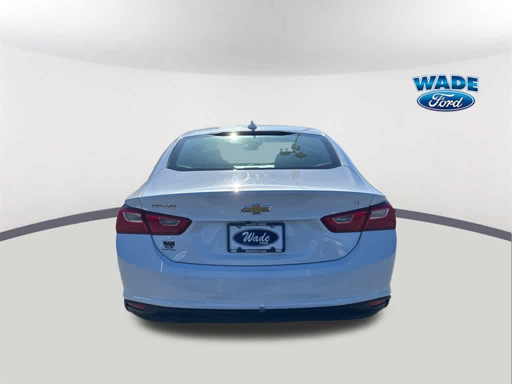 Thumbnail: 2023 Chevrolet Malibu - 6
