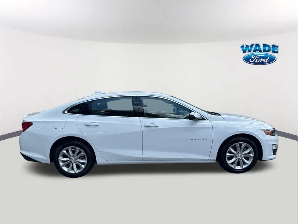 Thumbnail: 2024 Chevrolet Malibu - 4