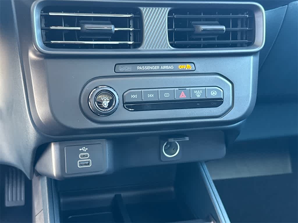 Thumbnail: 2025 Ford Maverick - 28