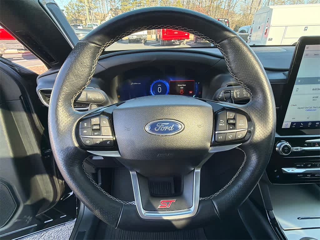 Thumbnail: 2023 Ford Explorer - 24